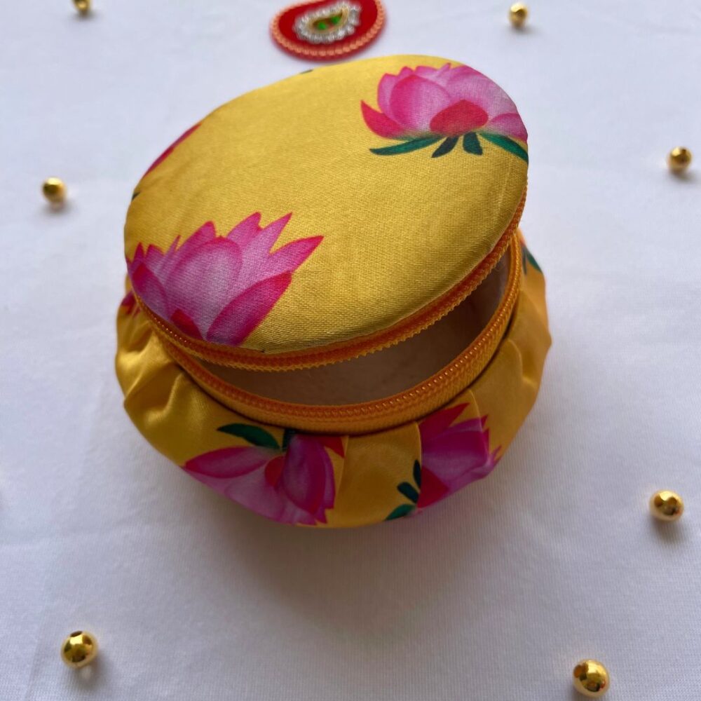 Pichwai Print Bangle Box – Circular 3" Storage for Bangles & Bracelets | Ideal Wedding Gift | Indian Return Gifts | GlimHub - Image 2